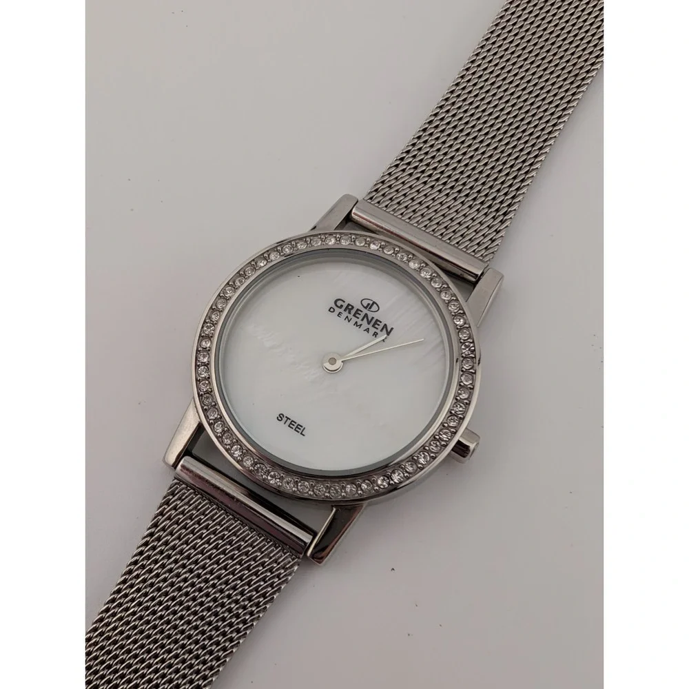 Grenen Denmark Watch Women 26mm‎ Mesh Band Crystal Accents MOP Dial- New Battery